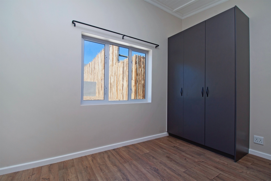 To Let 3 Bedroom Property for Rent in Sunnydale Western Cape